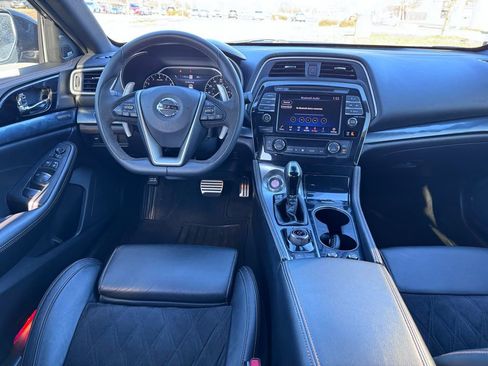 Used 2022 Nissan Maxima SR w/ Sport Mat Group image 4