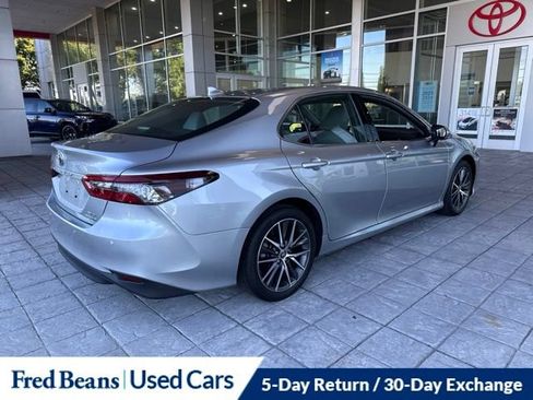 Used 2023 Toyota Camry XLE w/ Navigation Package FWD image 11