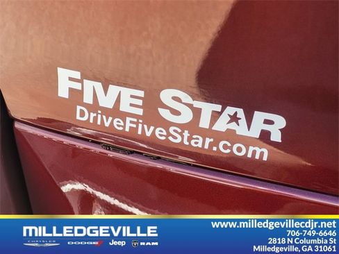 New 2024 Jeep Grand Cherokee L Altitude image 11