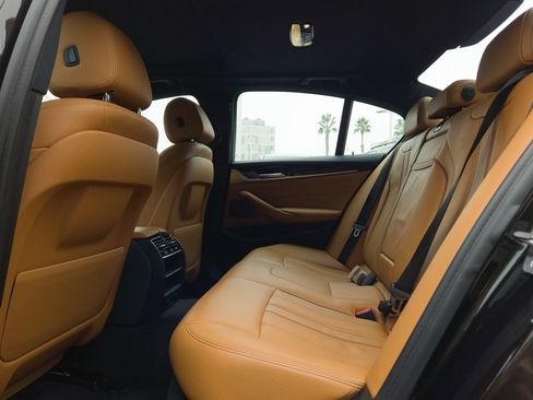 Used 2019 BMW 540i w/ Convenience Package image 21