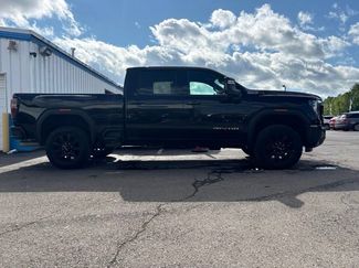 Used 2024 GMC Sierra 2500 AT4 AWD/4WD video 1