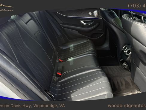 Used 2017 Mercedes-Benz E 300 image 22