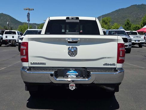 Used 2021 RAM 3500 Laramie AWD/4WD image 13