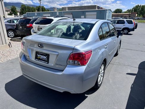 Used 2013 Subaru Impreza 2.0i Premium w/ All-Weather Pkg AWD/4WD image 3