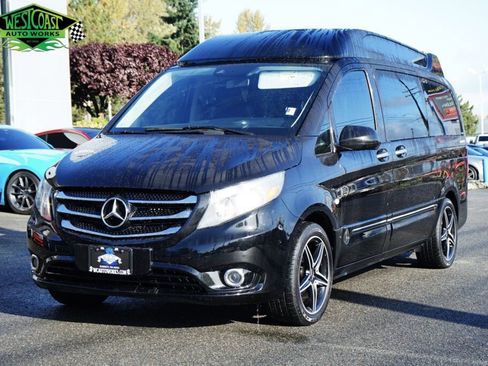 Used 2016 Mercedes-Benz Metris Passenger image 1