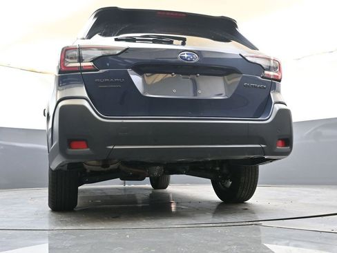 Certified 2025 Subaru Outback Onyx Edition AWD/4WD image 33