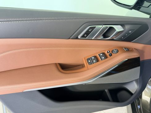 New 2026 BMW X5 sDrive40i image 12