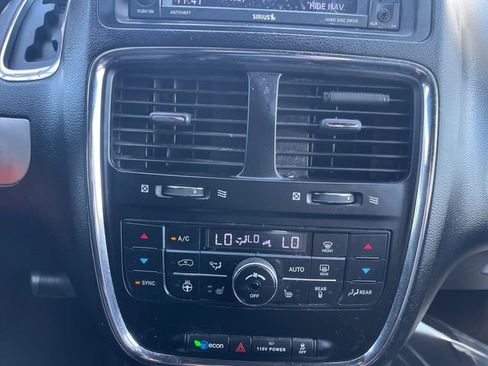 Used 2019 Dodge Grand Caravan GT FWD image 17