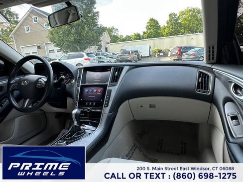 Used 2015 INFINITI Q50 Premium w/ All Weather Package image 19