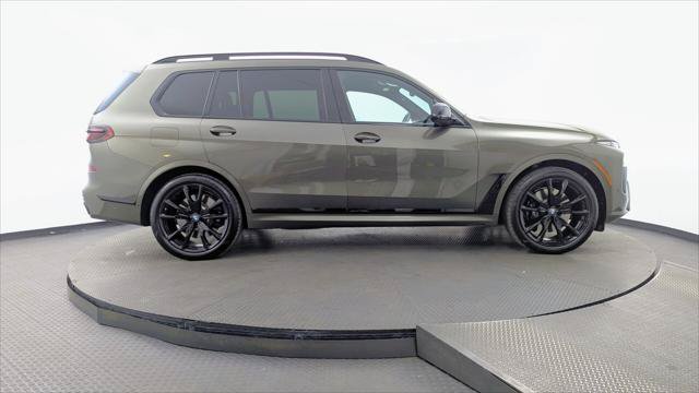 Used 2024 BMW X7 M60i AWD/4WD image 9