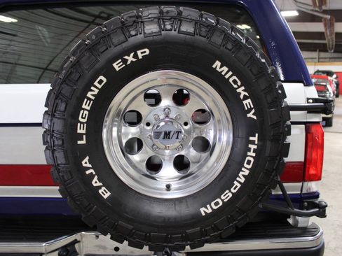 Used 1988 Ford Bronco AWD/4WD image 18