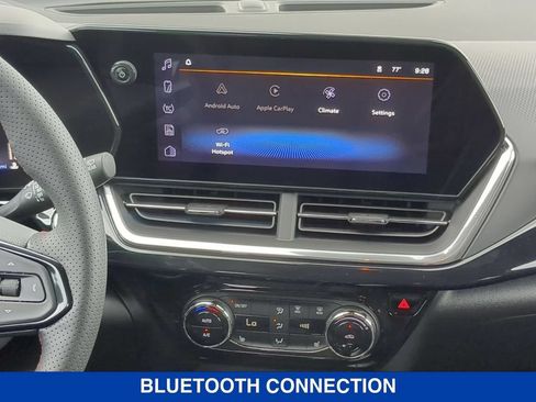 New 2026 Chevrolet Trax RS w/ Sunroof Package FWD image 15