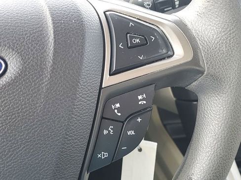 Used 2016 Ford Fusion SE image 13