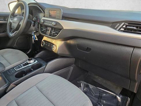 Certified 2021 Ford Escape S image 21