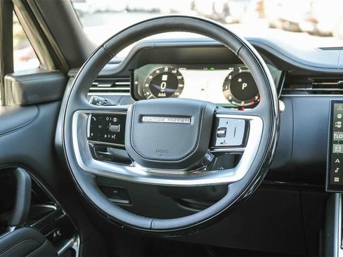 New 2026 Land Rover Range Rover SE image 15