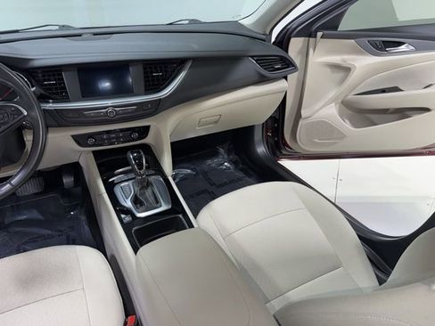 Used 2020 Buick Regal Preferred image 21