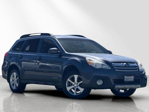 Used 2014 Subaru Outback 2.5i Limited AWD/4WD image 2