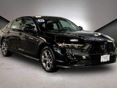 Used 2023 Honda Accord EX image 3