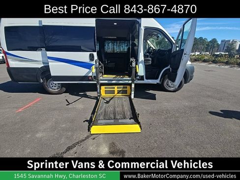 Used 2019 RAM ProMaster 3500 w/ Premium Appearance Group FWD image 3