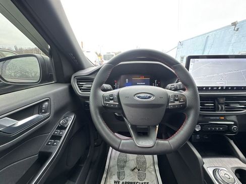 Used 2023 Ford Escape ST-Line w/ Tech Pack #1 AWD/4WD image 14