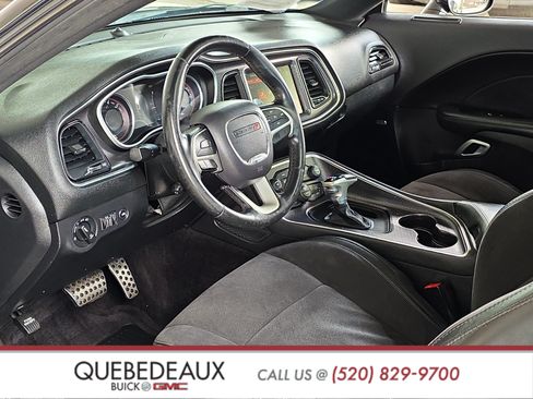 Used 2016 Dodge Challenger R/T Scat Pack w/ Leather Interior Group RWD image 11