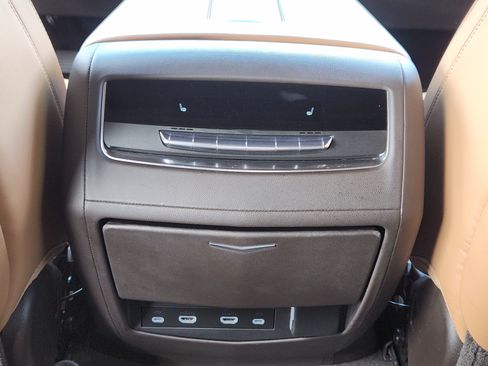 Used 2021 Cadillac Escalade Sport w/ Driver Assist Tech Package AWD/4WD image 32