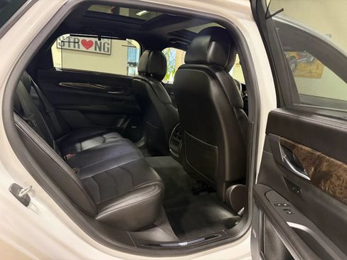 Used 2018 Cadillac CT6 Luxury AWD/4WD image 35