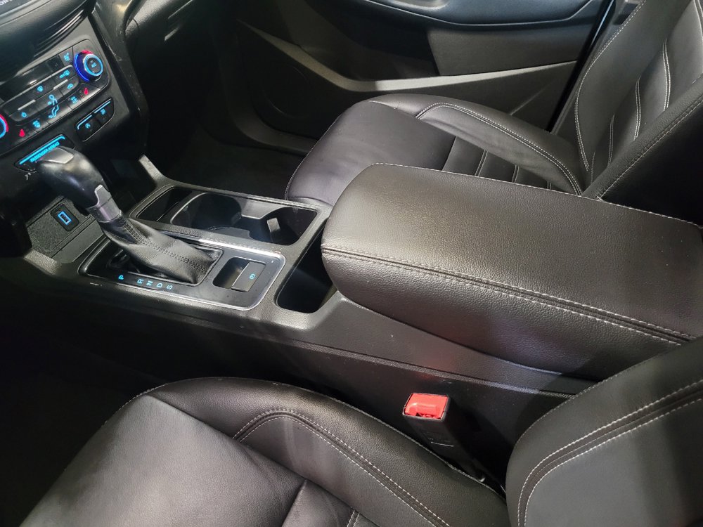 Used 2017 Ford Escape Titanium FWD image 26