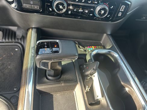 Used 2025 Chevrolet Silverado 1500 RST image 12