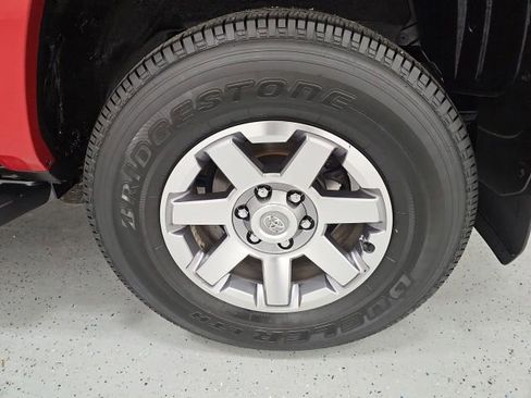 Used 2015 Toyota 4Runner Trail w/ Four Season Floor Mat Package AWD/4WD image 10