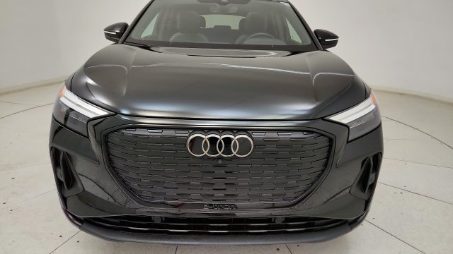 Used 2025 Audi Q4 e-tron Premium w/ Convenience Package AWD/4WD image 25