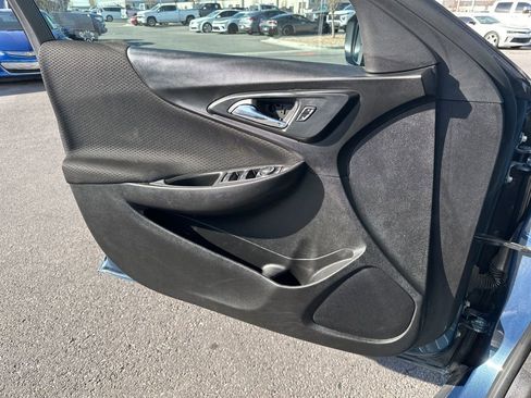 Used 2024 Chevrolet Malibu LT image 18