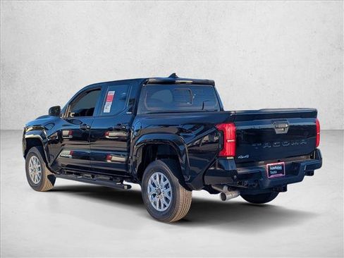 Certified 2025 Toyota Tacoma SR5 AWD/4WD image 8