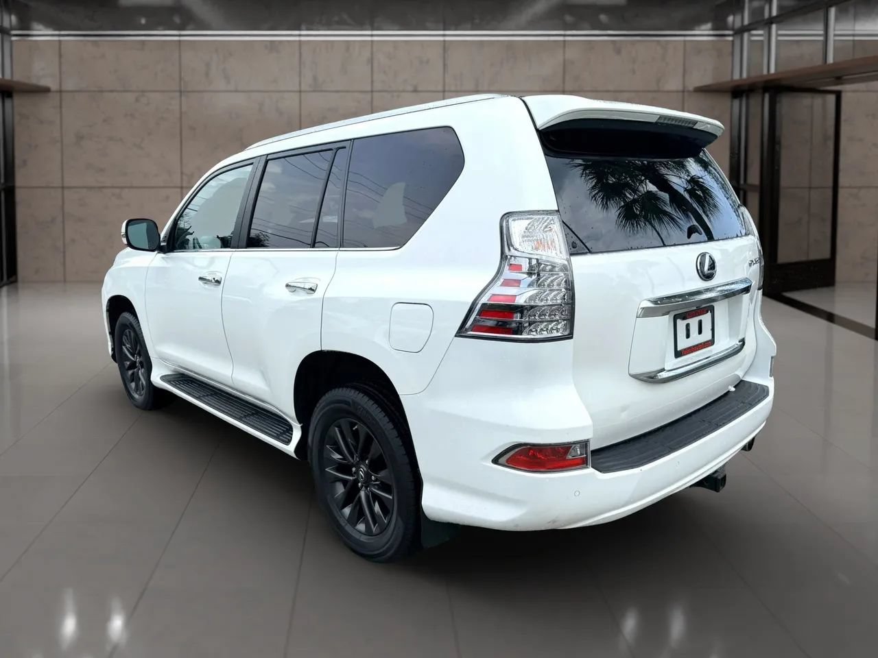 Used 2022 Lexus GX 460 Premium w/ Premium Package AWD/4WD image 5