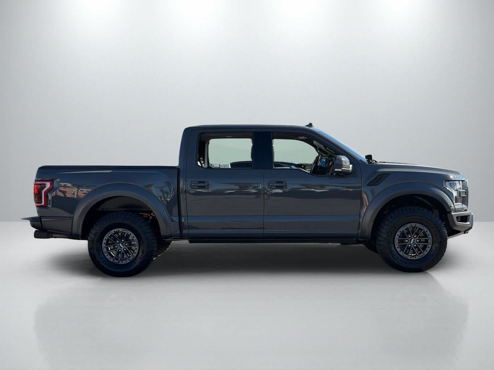 Used 2020 Ford F150 Raptor w/ Equipment Group 802A Luxury AWD/4WD image 8