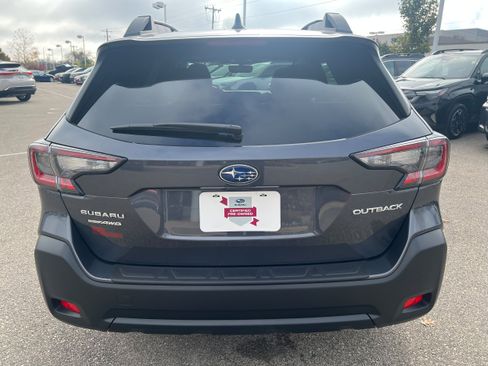 Certified 2025 Subaru Outback Premium w/ Popular Package #1A image 6