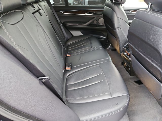 Used 2018 BMW X5 xDrive50i AWD/4WD image 19