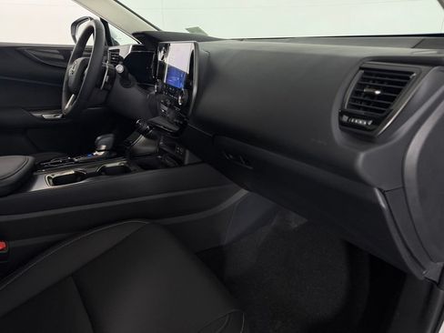 Used 2025 Lexus NX 250 FWD image 12