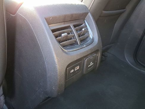 Used 2019 Chevrolet Blazer RS image 28