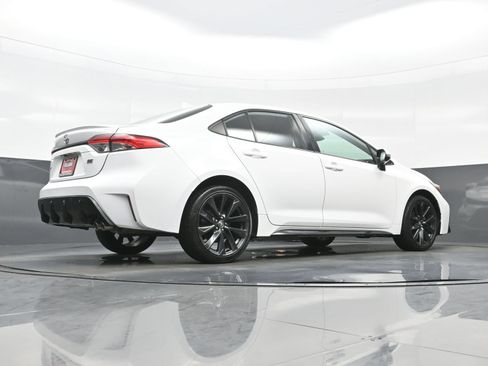 Used 2024 Toyota Corolla SE FWD image 31