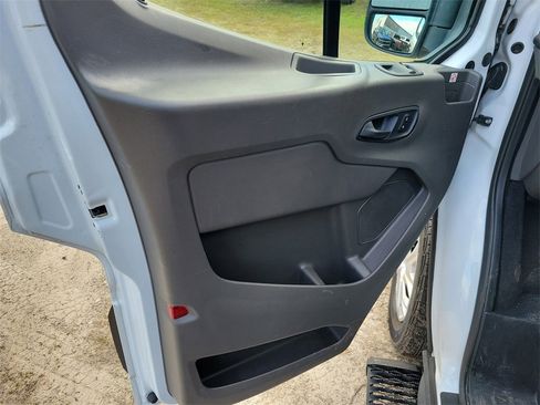 Used 2020 Ford Transit 350 XLT image 11
