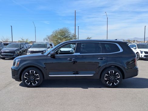 Used 2023 Kia Telluride SX Prestige image 2