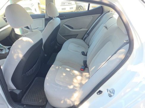 Used 2011 Kia Optima LX FWD image 11