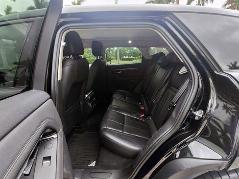 Used 2020 Land Rover Range Rover Evoque SE AWD/4WD image 29