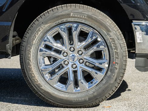 New 2024 Ford F150 XLT w/ Equipment Group 302A MID image 19