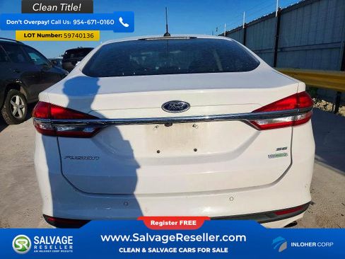 Used 2017 Ford Fusion SE w/ Fusion SE Technology Package FWD image 8