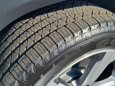 Used 2021 Jeep Grand Cherokee L Limited image 30