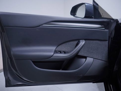 Used 2024 Tesla Model S Plaid image 16