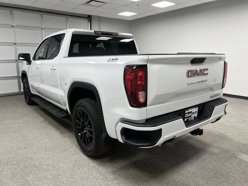 Used 2024 GMC Sierra 1500 Elevation image 9