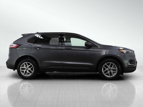 Used 2024 Ford Edge SEL AWD/4WD image 7